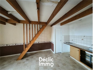 appartement a renover à la vente -   79000  NIORT, surface 40 m2 vente appartement a renover - UBI444448562